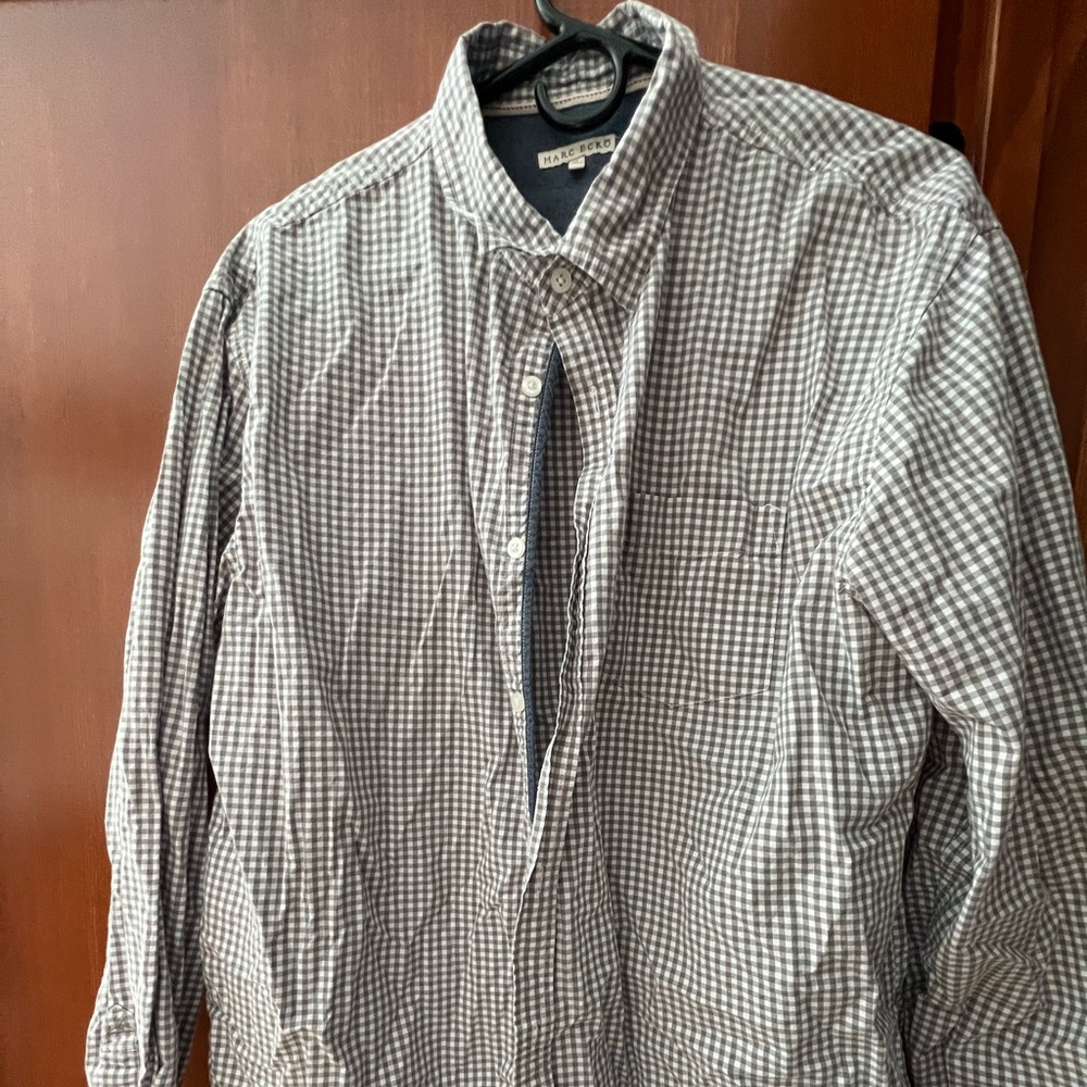 Marc Ecko Men’s XL shirt
